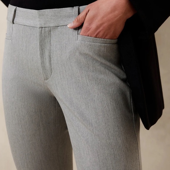 Banana Republic Light Gray Trousers - Picture 1 of 5